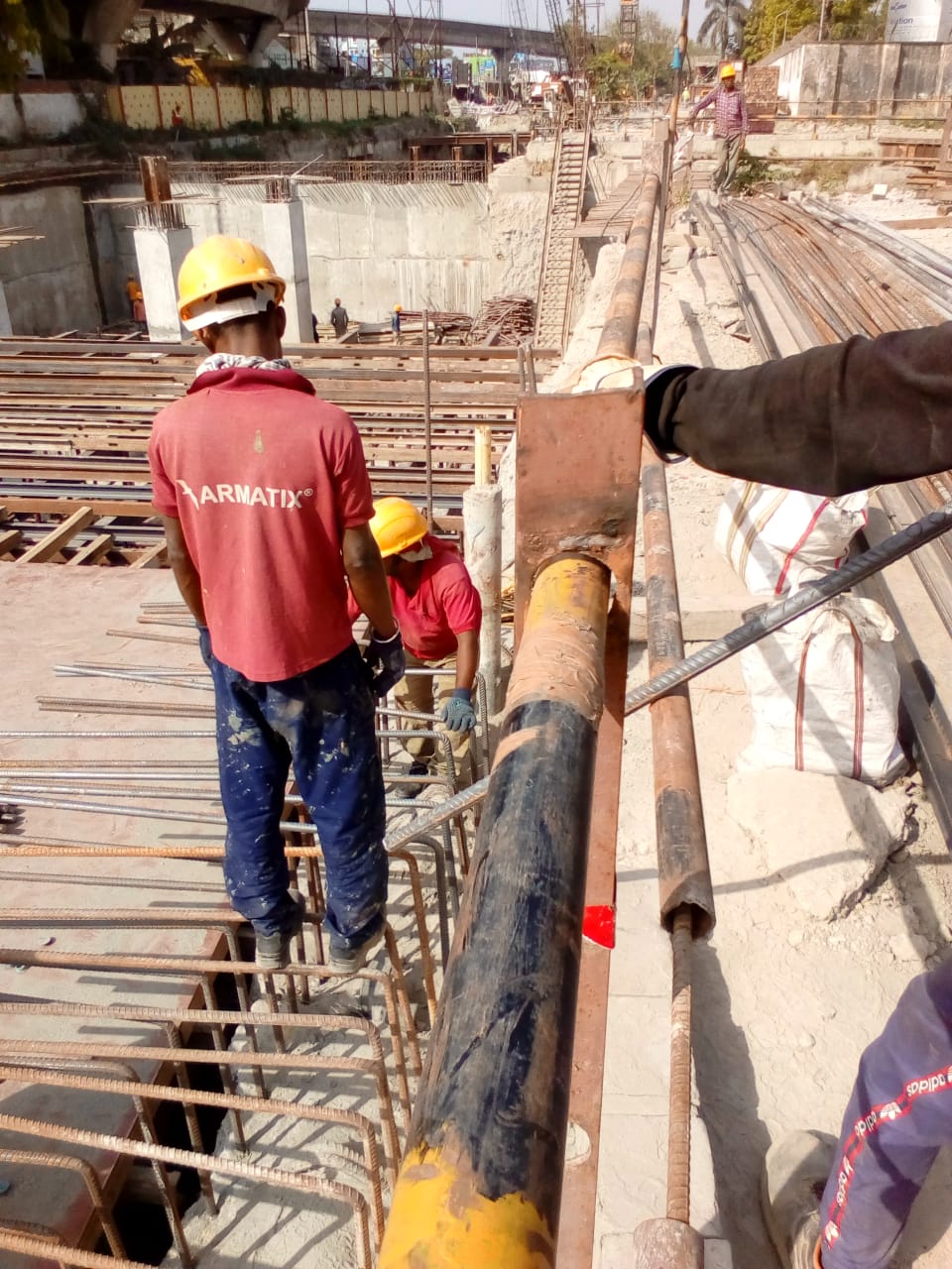 Large Dia Re-Bar / Bolt Grouting In Concrete