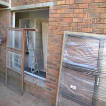 Load image into Gallery viewer, Door Frame Fixing Kit
